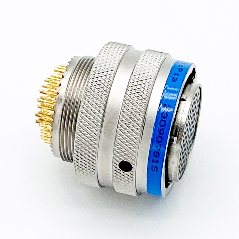 XC158-330T82K1P13